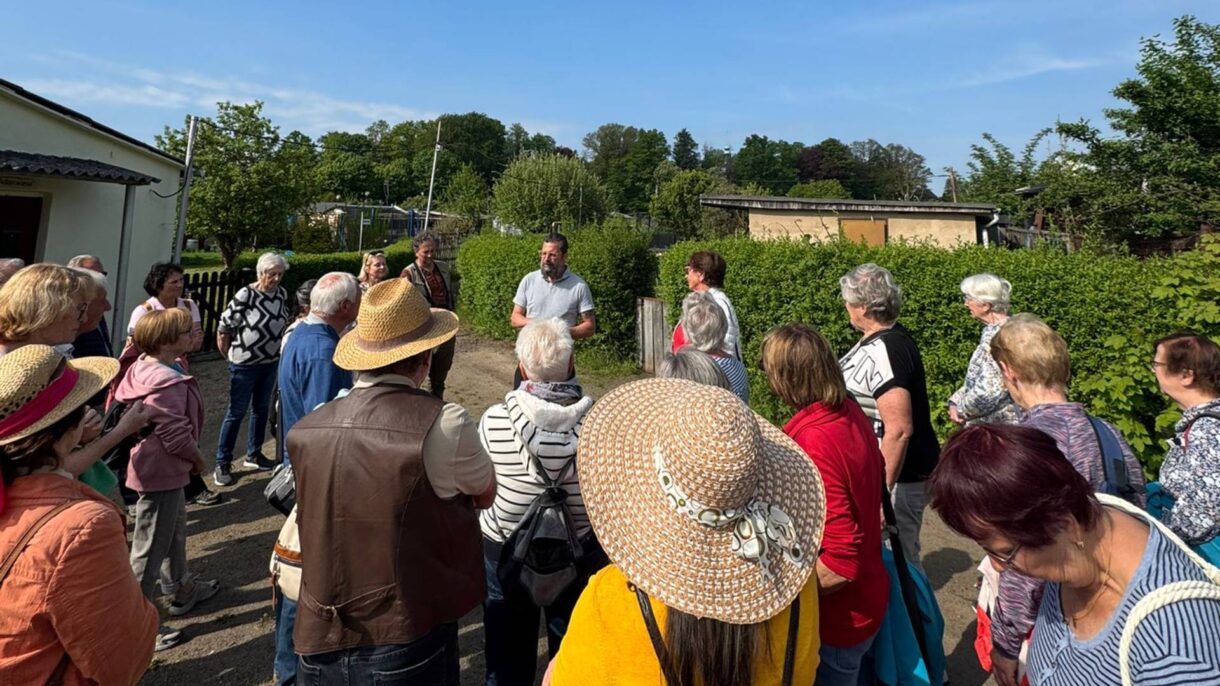 Kleingärtnernde am Wandertag