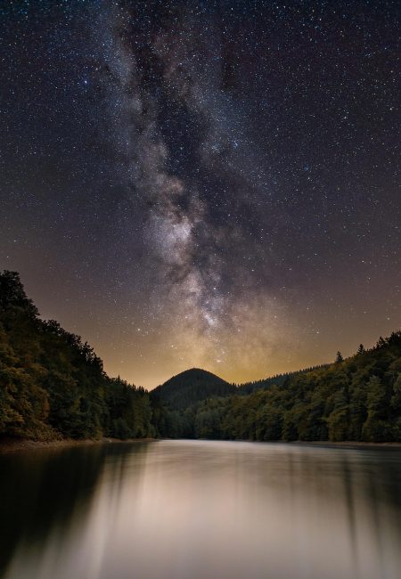 Die Milchstraße in einer dunken Nacht